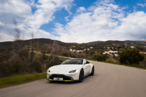 Aston Martin Vantage Coupé Bilder
