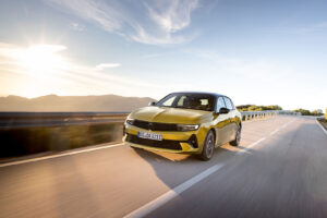 Opel Astra Bilder